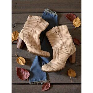 BORN Beige Leather Pull on Boots Size US 10